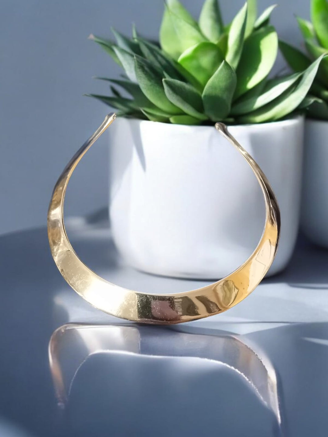 Bohotusk Brass Solid Choker Necklace